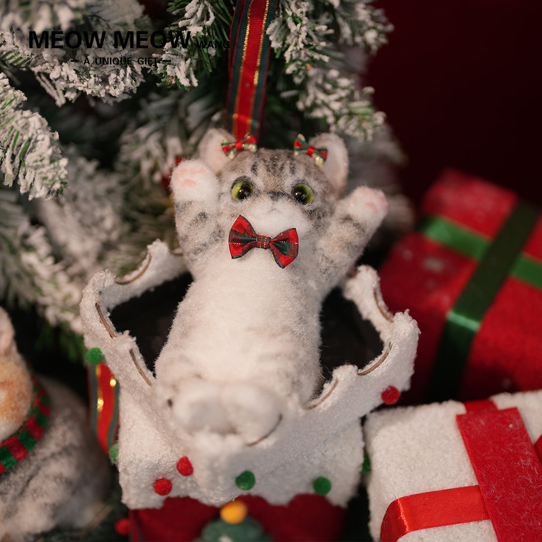 B06:Cute Christmas Skinny Cat Raccoon Flowers