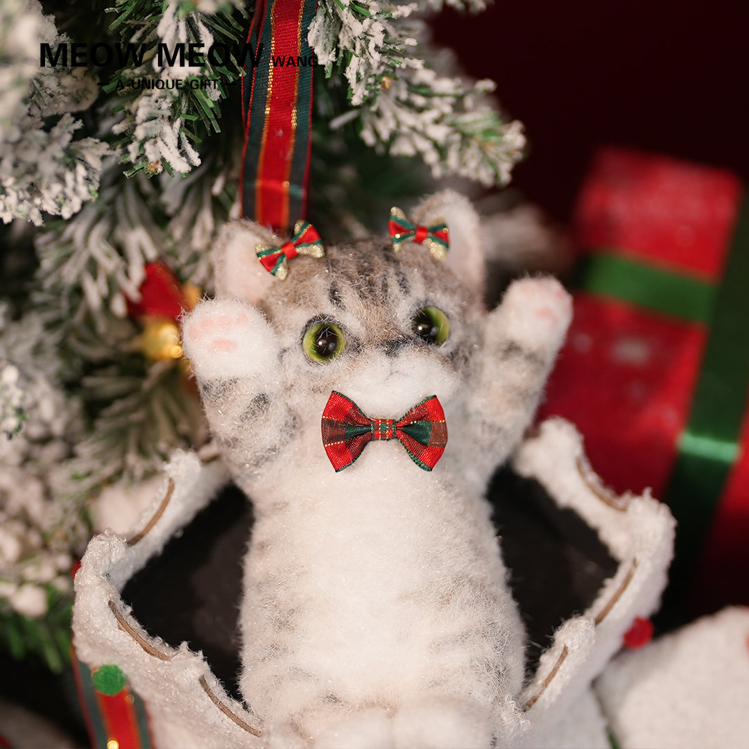 B06:Cute Christmas Skinny Cat Raccoon Flowers