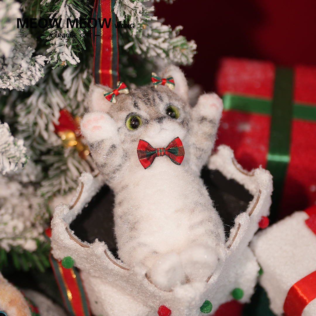 B06:Cute Christmas Skinny Cat Raccoon Flowers