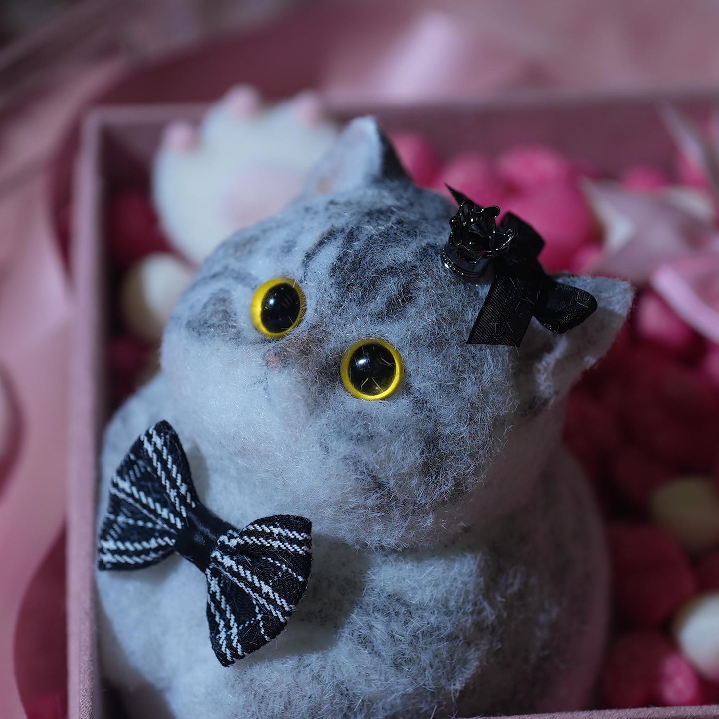 A05:Super Cute Gray Squishy Chubby kitty